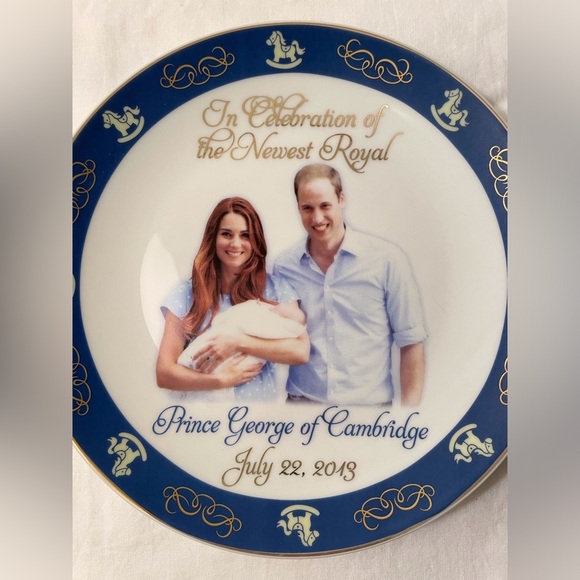 Royalty Plate and Tote Prince George’s Birth - Picture 3 of 12